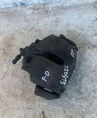 Volkswagen Jetta VI Front brake caliper