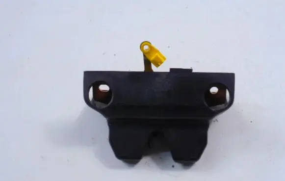 Renault Laguna I Tailgate/trunk/boot lock/catch/latch 7700823676D