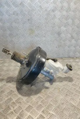 Toyota Hilux (AN10, AN20, AN30) Brake booster 472000K230 VCMS02850