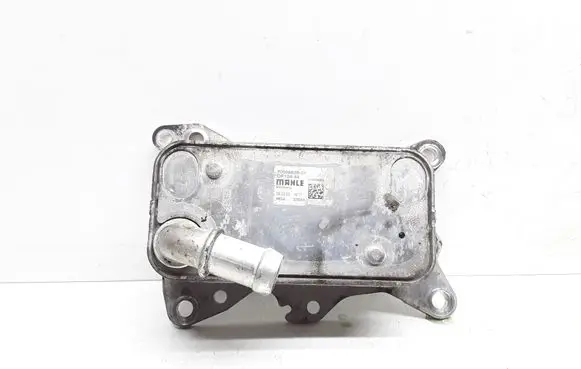Mercedes-Benz E C207 W207 Engine oil radiator 70586826 7058682601