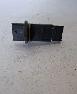 Volvo V70 Mass air flow meter 72270105