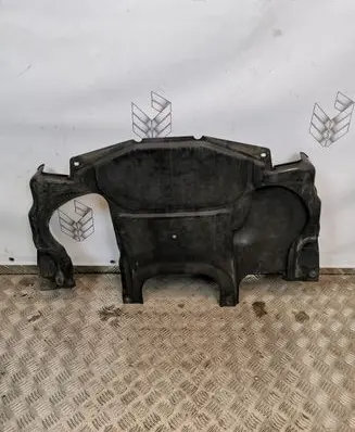 Mercedes-Benz CLC CL203 Engine splash shield/under tray A2035243630