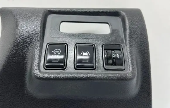 Nissan Micra K14 Other switches/knobs/shifts 681065FF