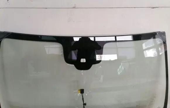 Mercedes-Benz E W213 Front windscreen/windshield window 00000000000000587