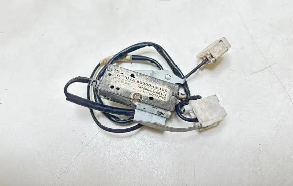 Toyota Avensis T250 Antenna control unit 8630005100 SD600565 1410009520B101