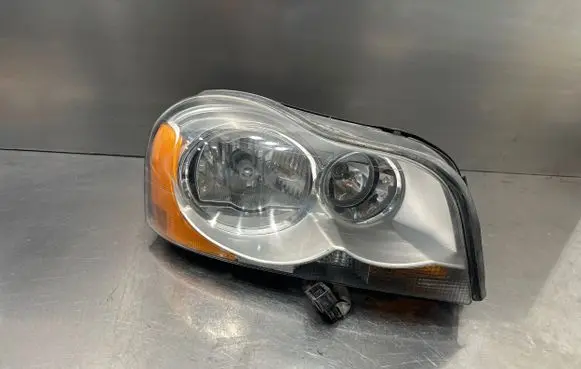 Volvo XC90 Headlight/headlamp 8620860 89007592