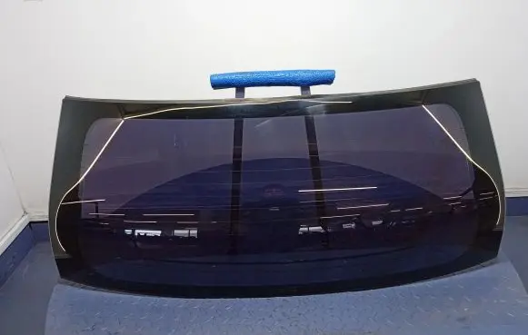 Honda FR-V Rear windscreen/windshield window 