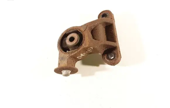 Mazda CX-7 Rear differential mounting bracket 