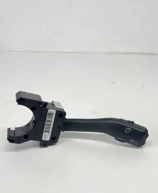 Volkswagen Golf IV Wiper control stalk 4B0953503H CZK0301202032