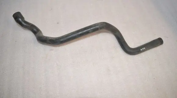 Mercedes-Benz C W202 Engine coolant pipe/hose 2025000075