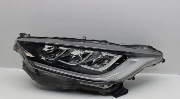 Toyota Yaris XP210 Headlight/headlamp