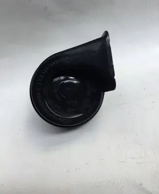 Volkswagen Golf VII Horn signal 3B0951206A