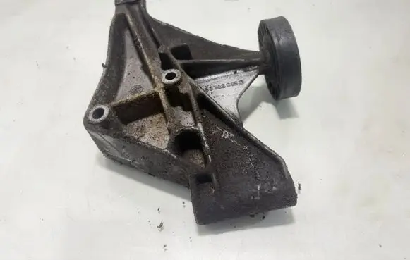 Audi 100 S4 C4 Power steering pump mounting bracket 053145515D