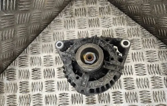 Opel Zafira A Generator/alternator