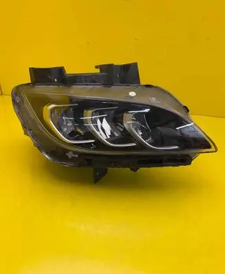 Hyundai Kona I Headlight/headlamp 92102J9600
