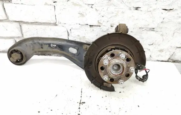 Hyundai ix35 Rear wheel hub 2Y800