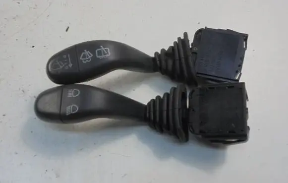 Skoda Felicia II Wiper turn signal indicator stalk/switch 