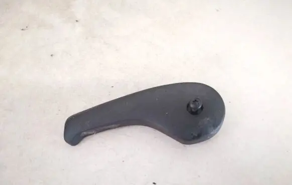 Engine bonnet (hood) release handle