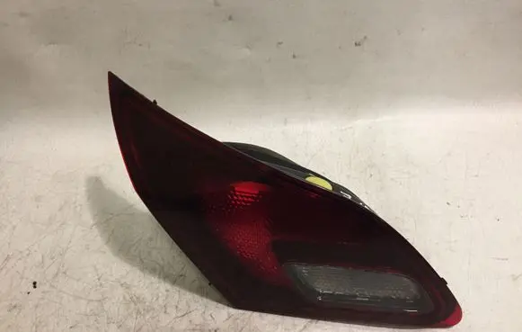 Opel Astra J Tailgate rear/tail lights 1090098