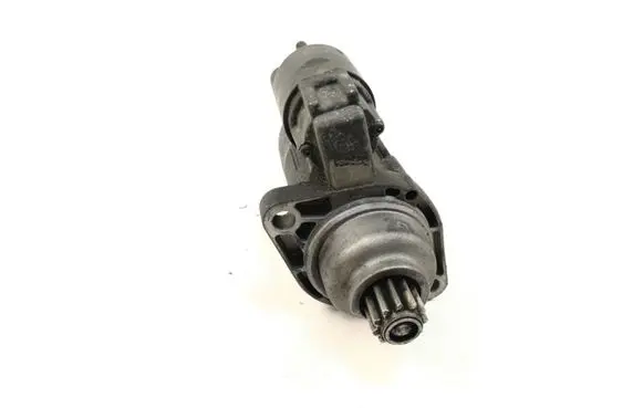 Audi A3 S3 8P Starter motor 0000230979