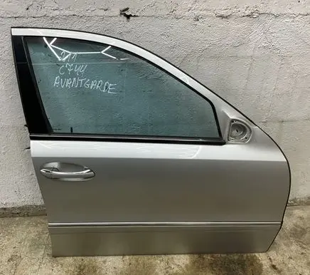 Mercedes-Benz E W211 Front door 