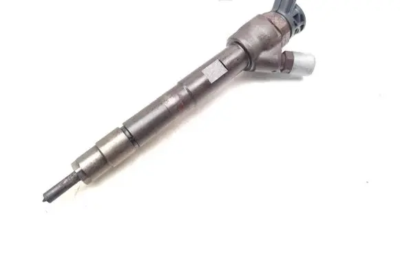 Jaguar XE Fuel injector G4D39K546CA 0445110664