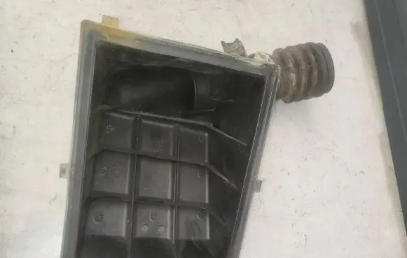 Mercedes-Benz ML W163 Air filter A1121410082