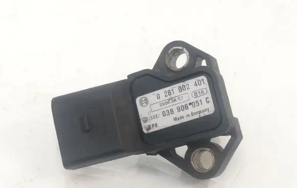 Volkswagen Golf V Intake air temperature sensor 038906051C 0281002401