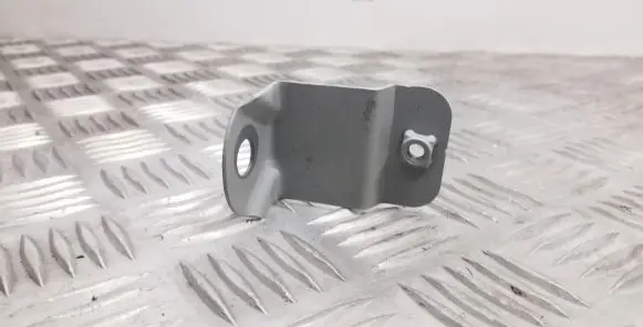 Audi A1 Fender mounting bracket 8X0821168