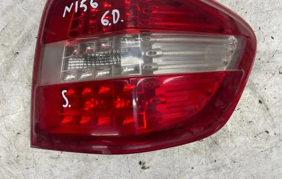 Mercedes-Benz ML W164 Rear/tail lights A1649064300 8X04AE3300