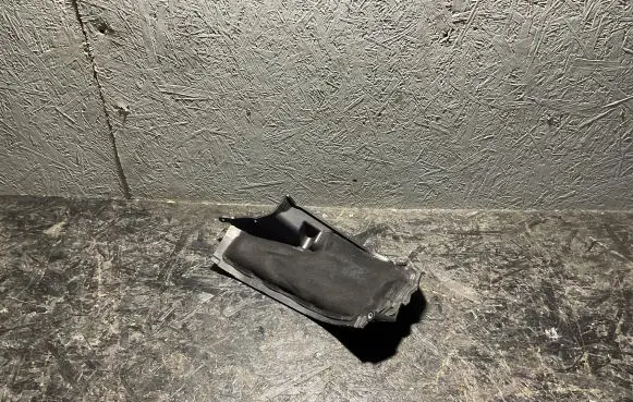 BMW 5 GT F07 Heat shield in engine bay 74850610 748506
