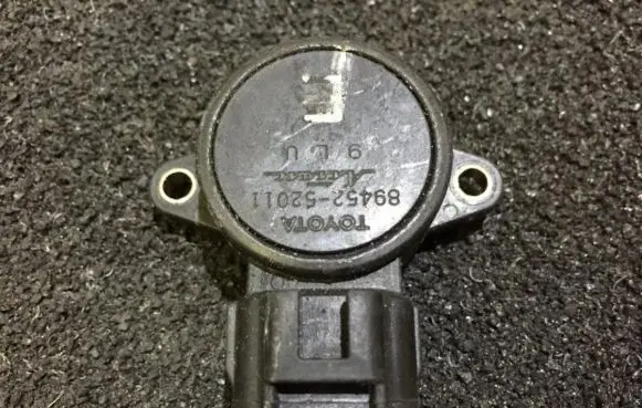 Peugeot 107 Throttle valve position sensor 8945252011