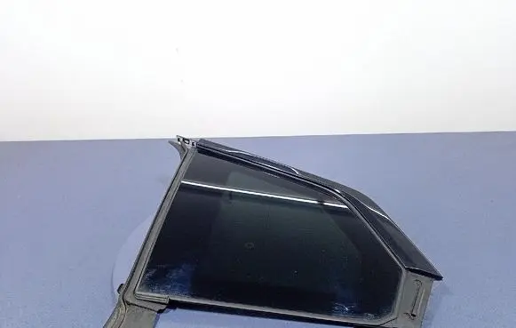 BMW iX3 G08 Rear side window 9448771