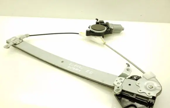 Subaru Legacy Front door window regulator with motor 907070