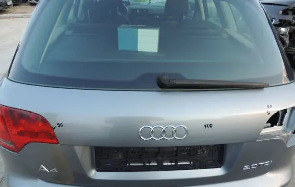Audi A4 S4 B7 8E 8H Tailgate/trunk/boot lid