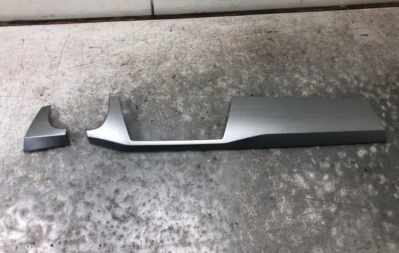 Skoda Fabia Mk3 (NJ) Dashboard glove box trim 6V1858418A 6V1858417A