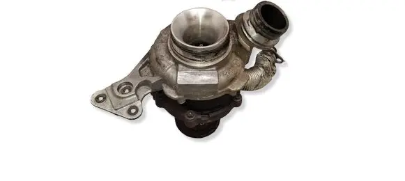 BMW X3 F25 Turbo 8570082 11658570082 8570083