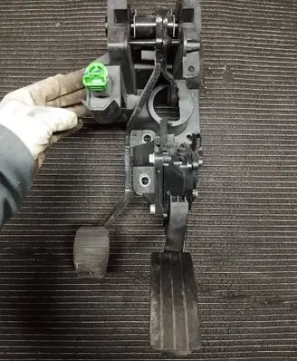Brake pedal