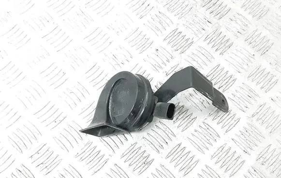 Audi Q3 8U Horn buzzer relay 8U0951210
