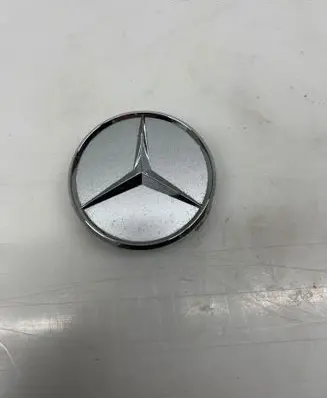 Mercedes-Benz E W211 Original wheel cap 2204000125