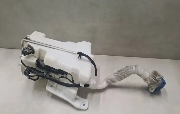 Volkswagen e-Golf Windshield washer fluid reservoir/tank 5G0955453AE