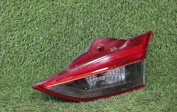 Mazda 6 Tailgate rear/tail lights GHP9513F0