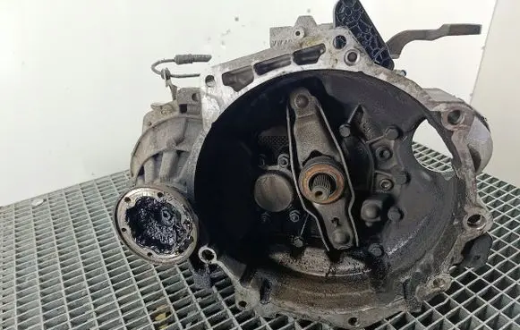 Seat Toledo III (5P) Manual 5 speed gearbox JCX