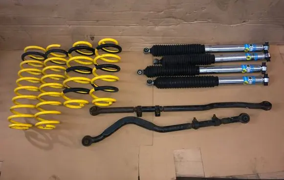 Jeep Wrangler Set of springs and shock absorbers (Front and rear) 33292632