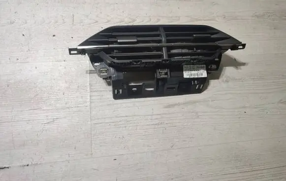 Peugeot 2008 II Dash center air vent grill 2251107HDX 98234571DX