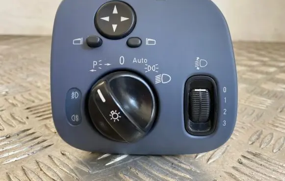 Mercedes-Benz C W203 Light switch A2035450604 04055618 24406574723