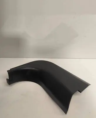 Foot area side trim