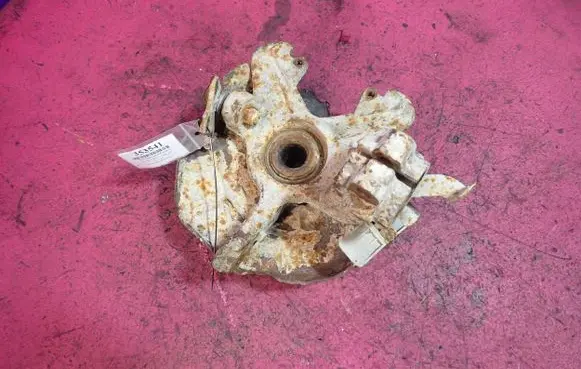 Skoda Fabia Mk1 (6Y) Front wheel hub spindle knuckle