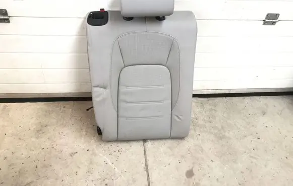 Jaguar E-Pace Second row seats J9C3613B90AD