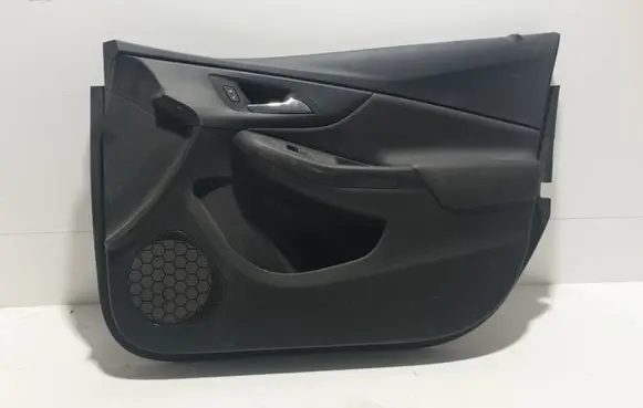 Chevrolet Volt II Front door card panel trim 84035478 6092844922